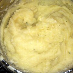 A picture of Homemade garlic flavored mashed potatoes.