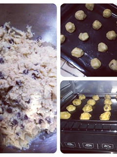 A picture of Chocolate Chip Cookies.