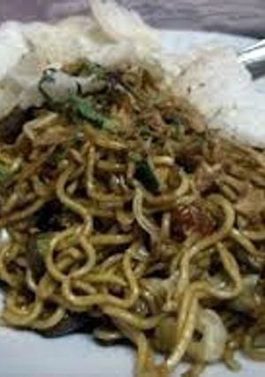 A picture of Javanese fried noodles.