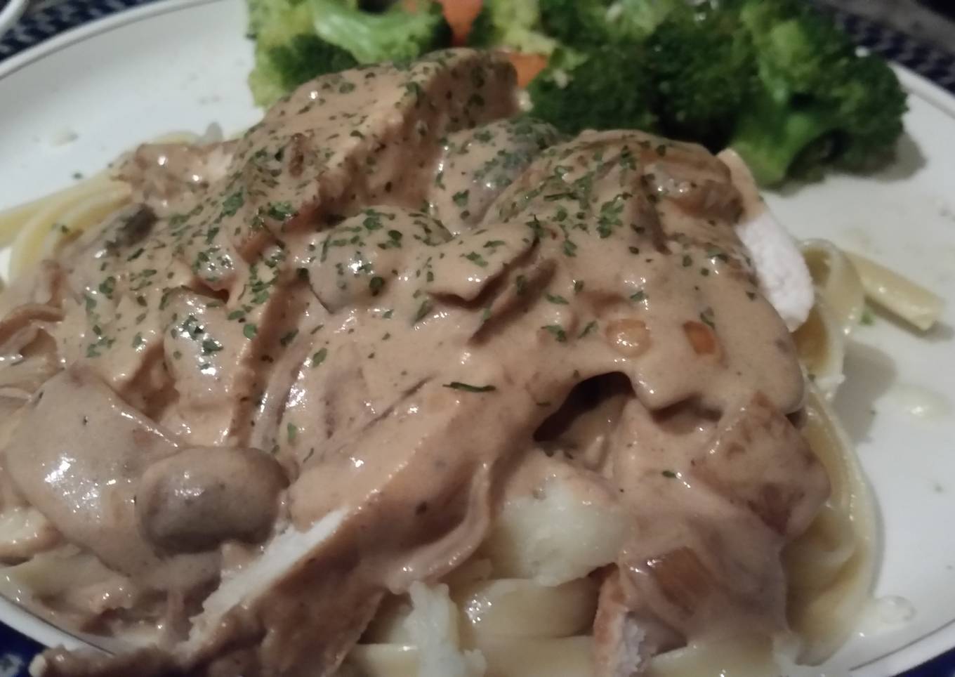 Brandy cream chicken Alfredo pasta