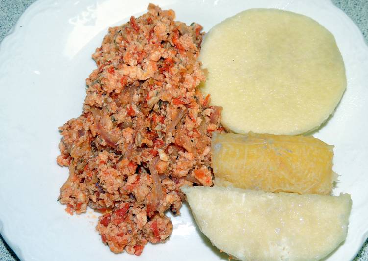 Fried eggs &quot;Nigerian style&quot;