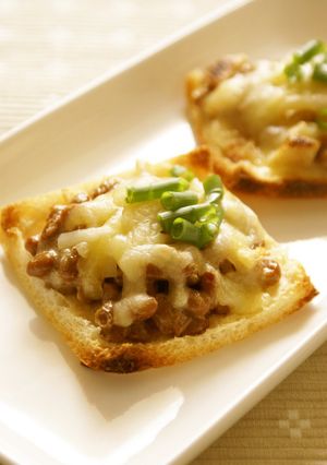 A picture of Natto & Aburaage Pizza Bites.