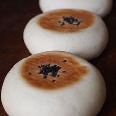 A picture of Sweet Potato Anpan Buns for Autumn.