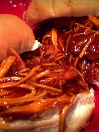 Recipe Crockpot BBQ Chicken the So Delicious Makes you drool