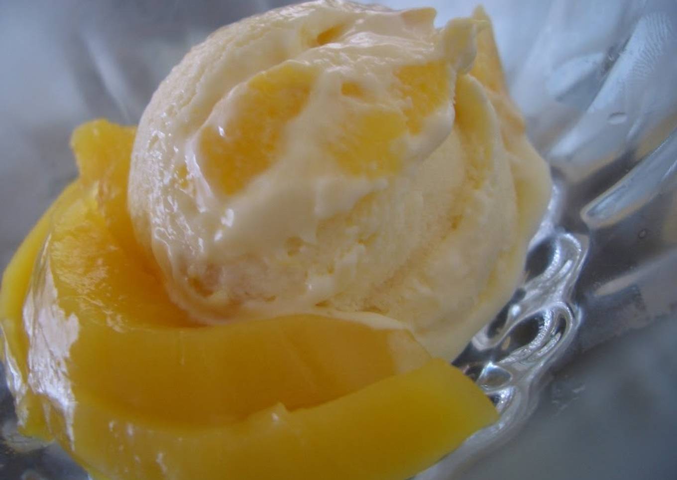 Mango Cream Cheese Ice Cream