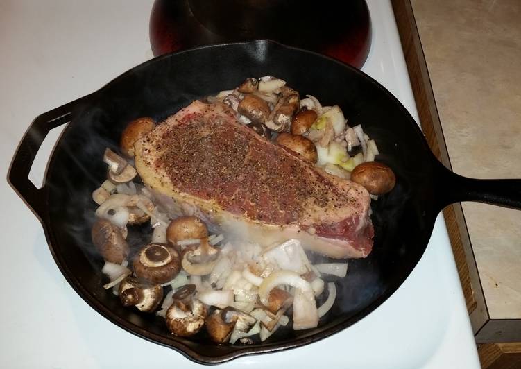 Easiest Way to Make Perfect Skillet Steak &#34;Amazing&#34;