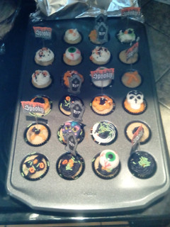 A picture of Banana Baileys Cupcakes.