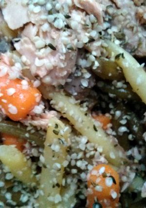 A picture of sandra's easy lunch salad.