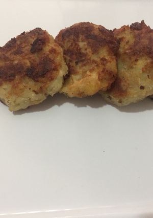 Una foto de Arepas y cayeye De guineo verde