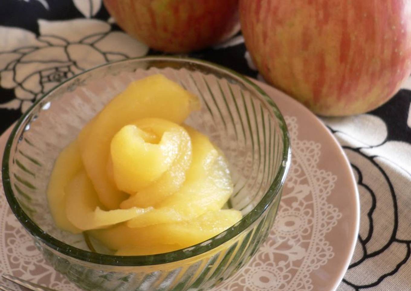 Apple Compote In the Microwave
