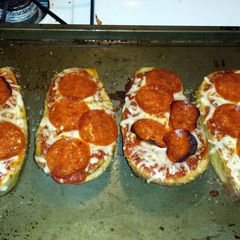 Low carb eggplant pizza A picture of Low carb eggplant pizza.