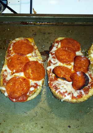 A picture of Low carb eggplant pizza.
