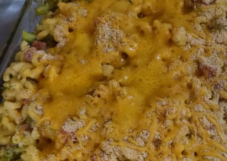 Steps to Prepare Speedy Cheddar Broccoli Pasta Bake