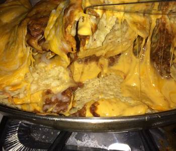 Easy Serving Recipe Chili Cheese Nachos Restaurant Style