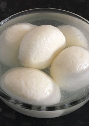 A picture of Rasgulla.