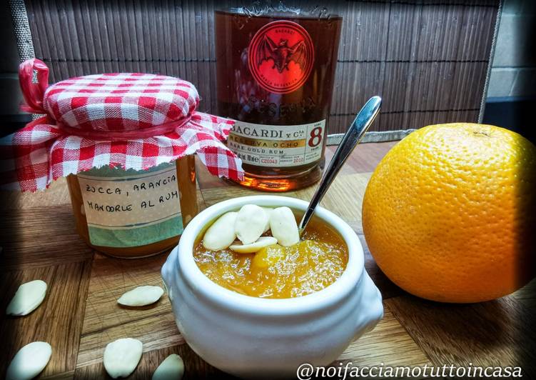 Marmellata di Zucca, Arance e Mandorle aromatizzata al Rum