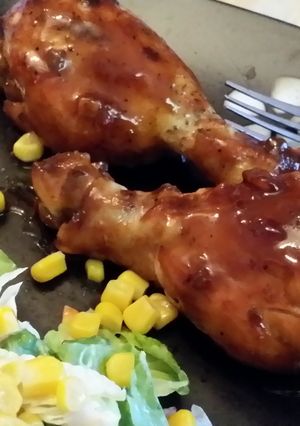 A picture of low calorie teriyaki chicken drumsticks.
