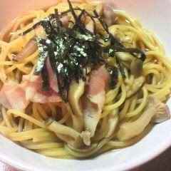 Japanese-Style Mushroom Soup Pasta A picture of Japanese-Style Mushroom Soup Pasta.