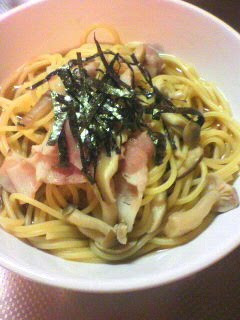 A picture of Japanese-Style Mushroom Soup Pasta.