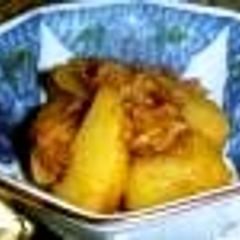 A picture of Yummy Yummy Simmered Potatoes and Tuna.