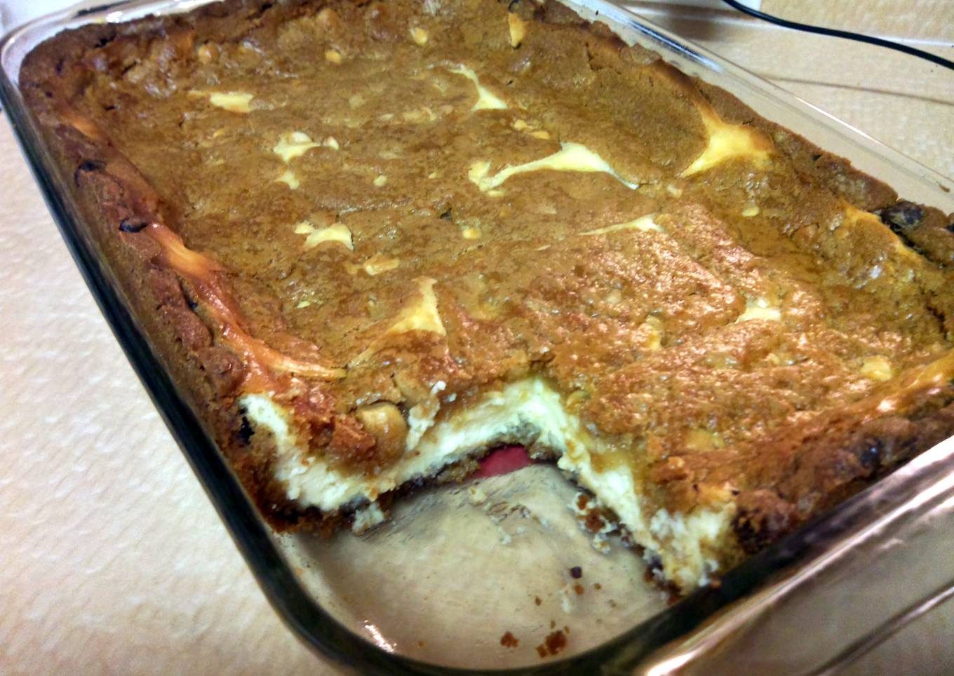 White chocolate chip macadamia nut chocolate chip cheesecake