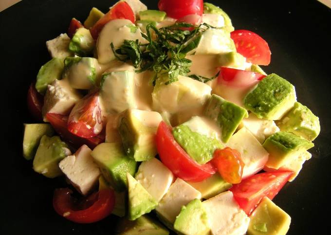 Super Easy Japanese-style Salad with Avocado and Tofu