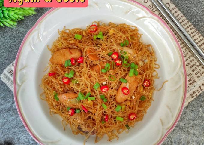 Anti Ribet, Memasak Bihun Goreng Ayam dan Sosis Anti Gagal