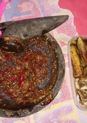 Foto resep Ikan asin sambal lalap terong