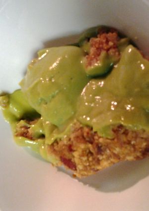 A picture of vegan avacado key lime mini-pies.