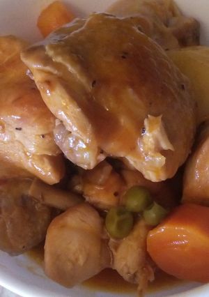 A picture of Chicken with vegetables and sauce by Pam....