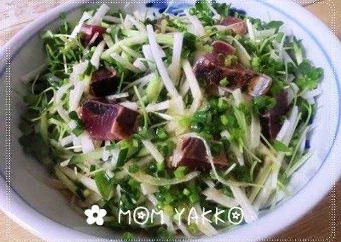 Recipe of Quick Seasonal Bonito Seared Skipjack Tuna (Bonito) Salad