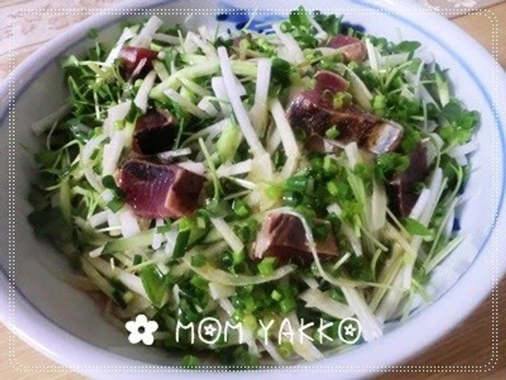 Easy Way Make Recipe Seasonal Bonito Seared Skipjack Tuna (Bonito) Salad that is Really Delicious, Can Spoil the Tongue}
