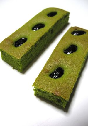 A picture of Matcha Cake Sticks.