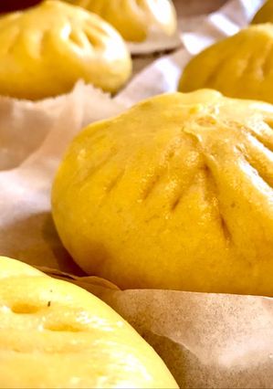 A picture of Pumpkin Scallion Pork Buns.