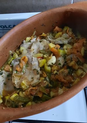 Una foto de Verduras en cazuela con lengua