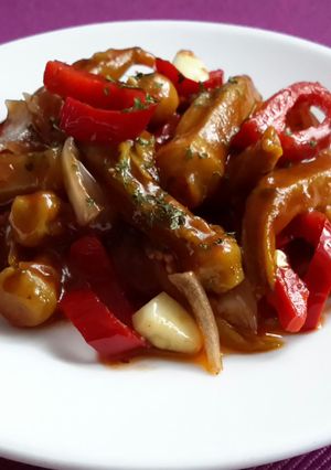 A picture of Sig's Okra with Tomatoes and Italian Sweet Peppers.