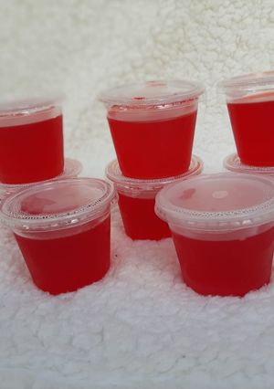 Una foto de Gelatina Royal de fresa