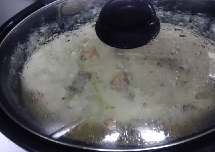 Potatoe Soup w/Cabbage
