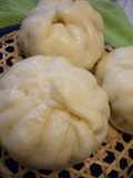 Juicy Nikuman (Steamed Pork Buns) in a Bread Maker