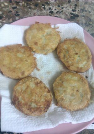 A picture of Fried Noodle Potato Cutlets.