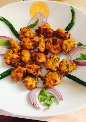 A picture of Moong dal bada.