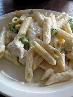 A picture of Toni's Chicken Broccoli & Penne Alfredo.