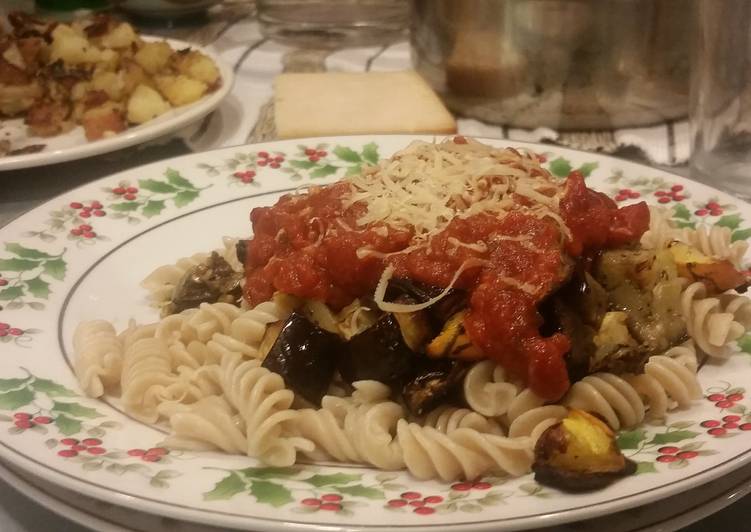 Recipe of Delicious Roast Eggplant & Squash Fusilli