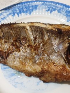 صورة لوصفة سمك سريع 🐟 بالإير فراير airfryer