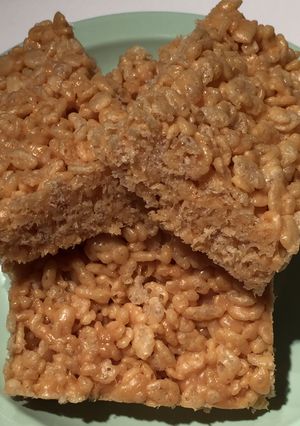 A picture of Peanut Butter Rice Krispies Treats.