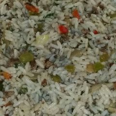 A picture of Dirty Rice.