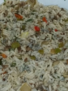 A picture of Dirty Rice.