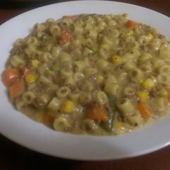 A picture of Loaded Cheeseburger Soup.