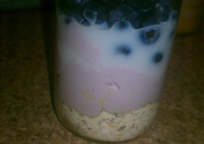 Blueberry Overnight Oats