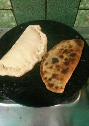 A picture of Jaggery stuffed paratha.